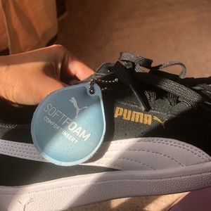 Puma Sneakers